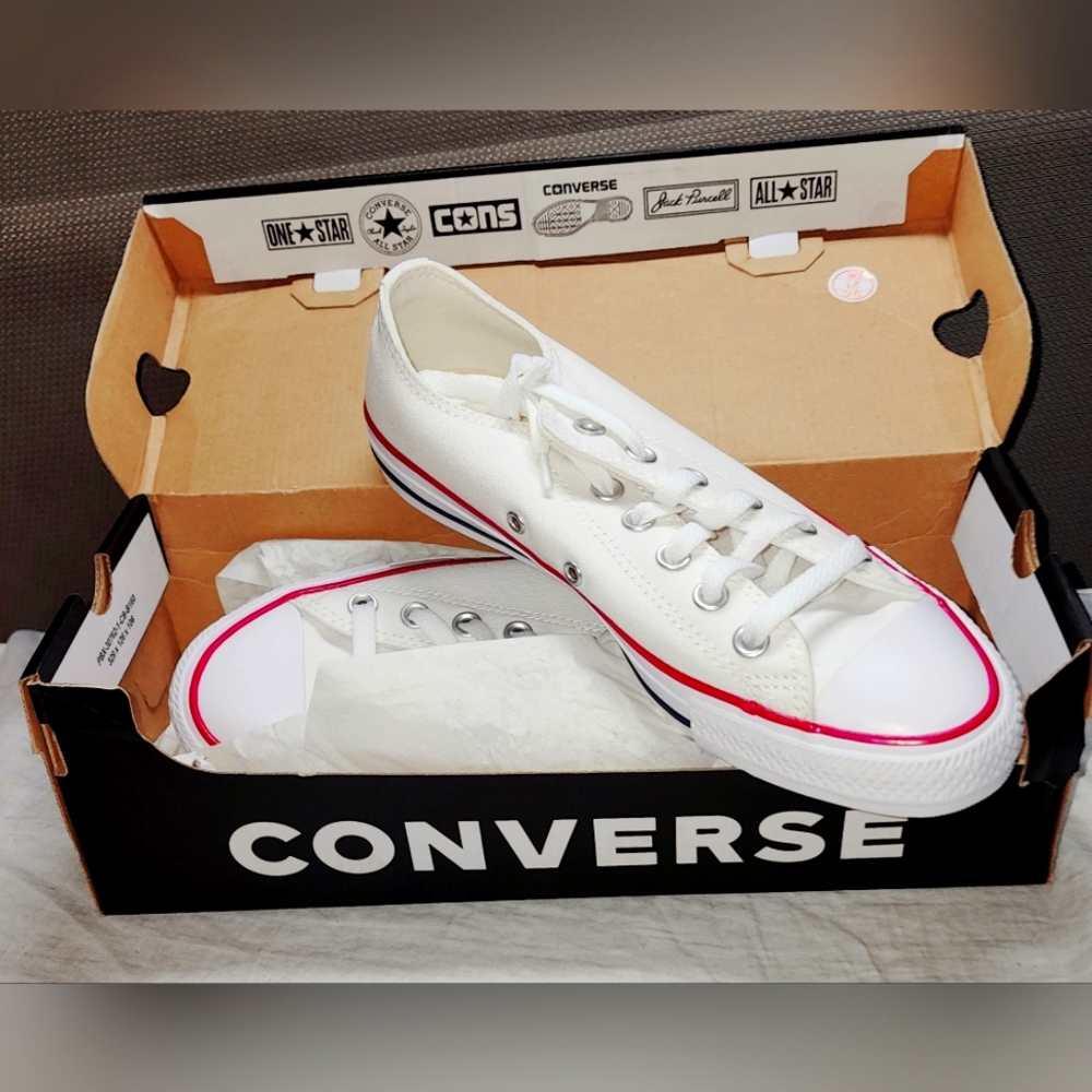 Converse (Chuck Taylors) ALL STAR Optical White women's sz8